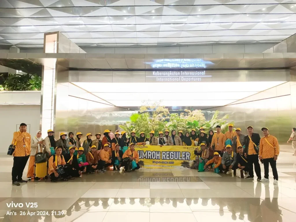 Jamaah Umroh Reguler Cahaya Raudhah 27 April 2024