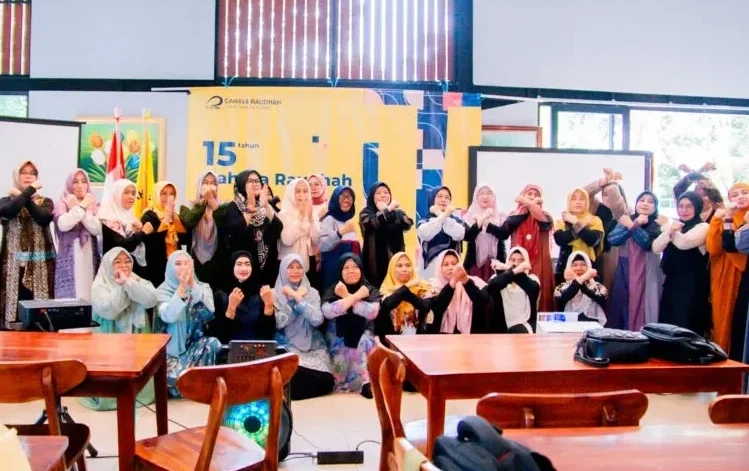 Perbedaan Tour Leader dan Tour Guide