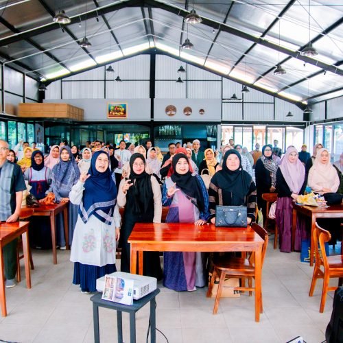 Rapat Kerja dan Peringatan 15 Tahun PT Cahaya Raudhah : Pengoptimalan Layanan Lansia
